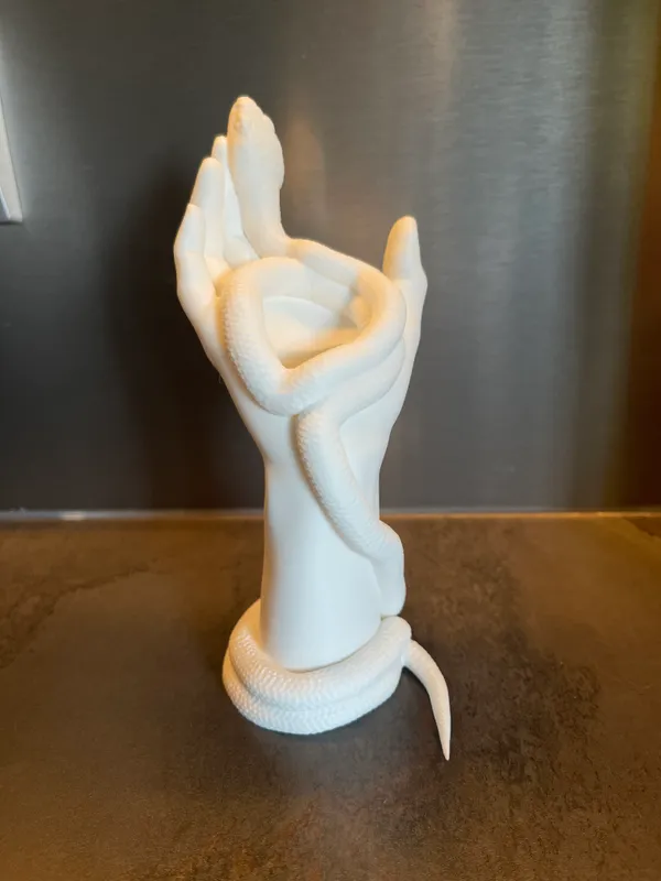 Snakevase