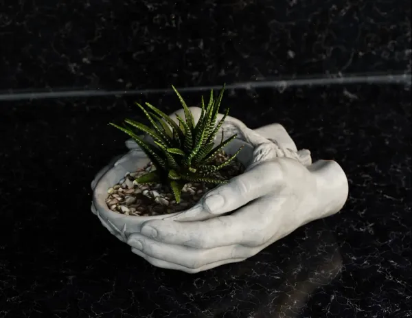 Hands_Roots_Vase_2
