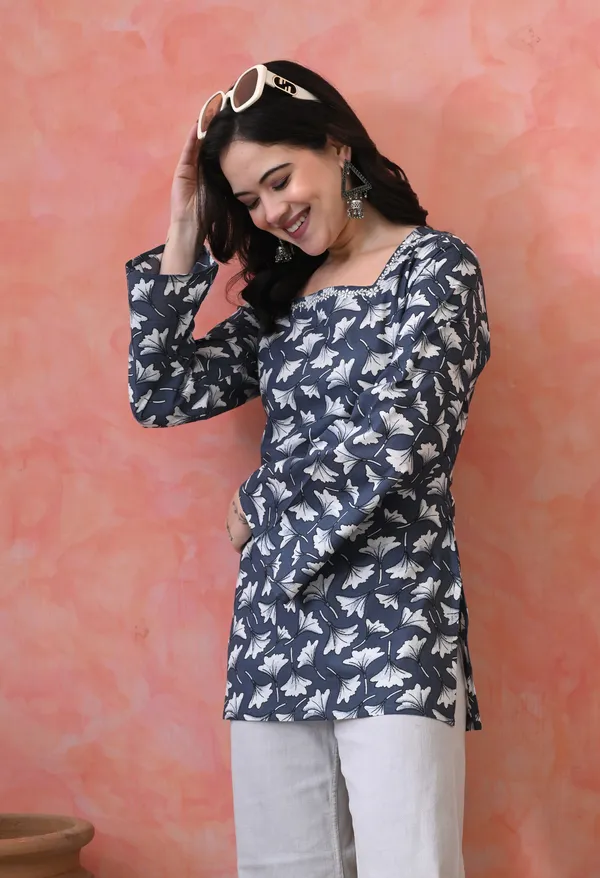 Grey_Cotton_Floral_Print_Kurti_For_Women