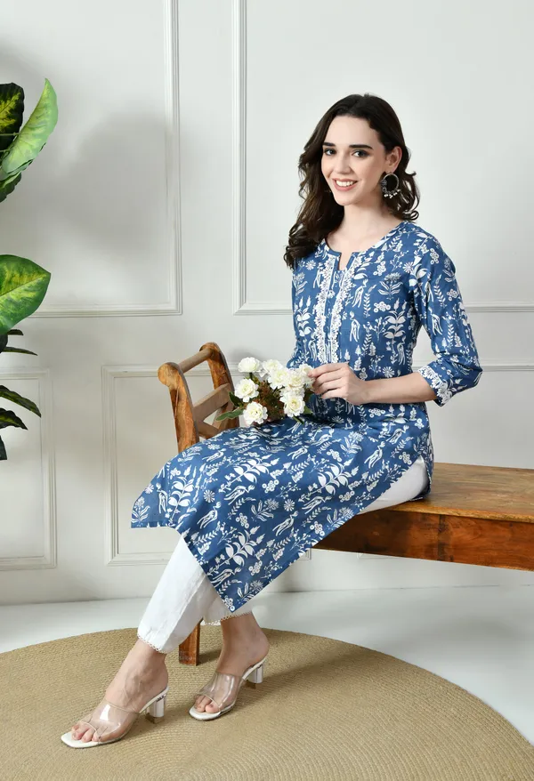 Blue_Cotton_Floral_Printed_Kurta_For_Women