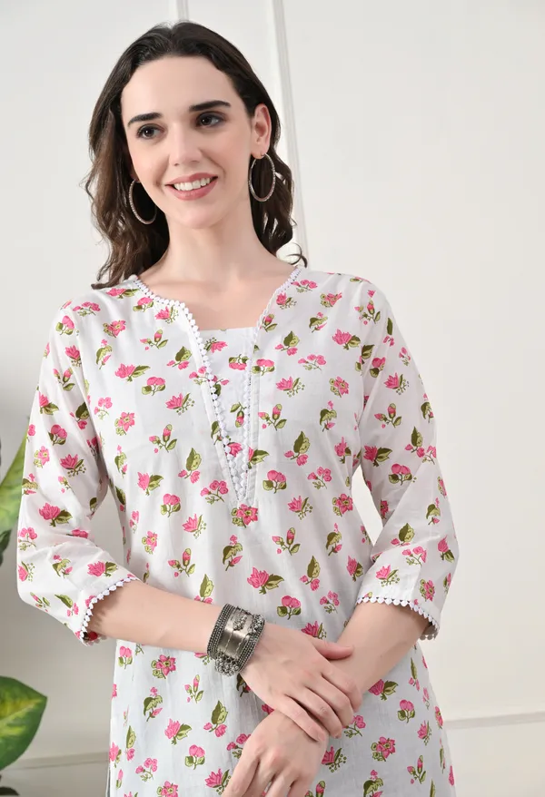 White_Cotton_Floral_Print_Kurti_For_Women