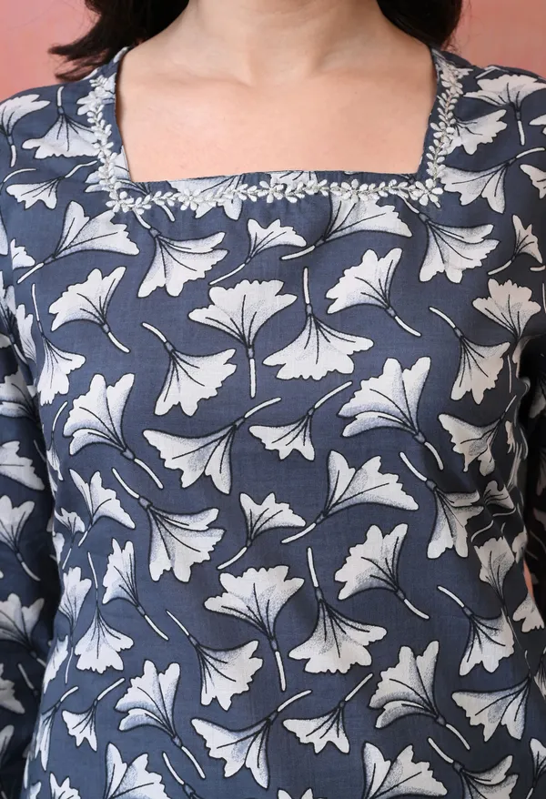 Grey_Cotton_Floral_Print_Kurti_For_Women