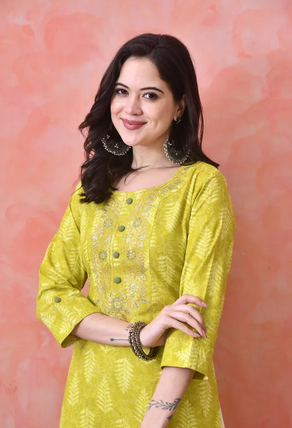Lemon_Yellow_Cotton_Embroidered_Kurta_For_Women