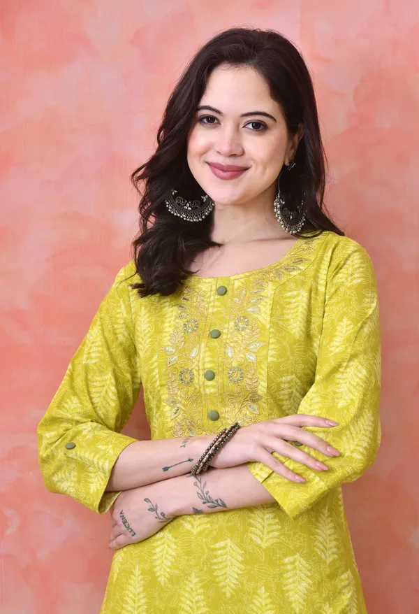 Lemon_Yellow_Cotton_Embroidered_Kurta_For_Women