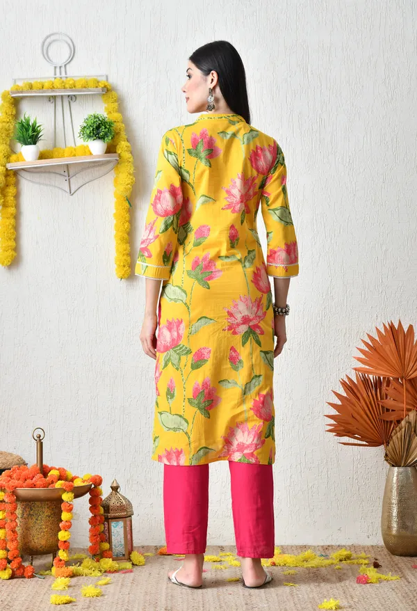 Yellow_Cotton_Floral_Printed_Kurta_For_Women