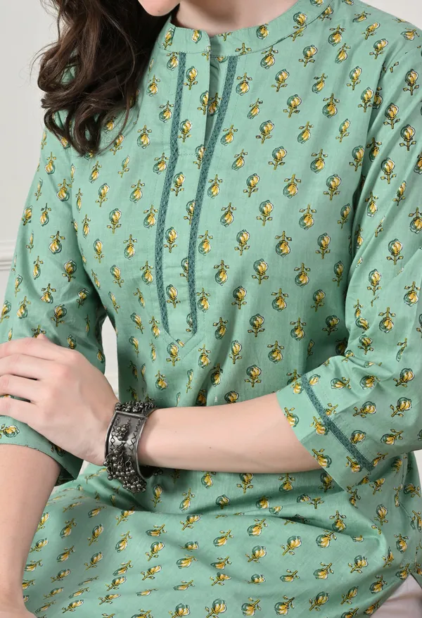 Green_Cotton_Floral_Print_Kurta_For_Women