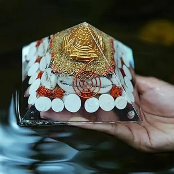 Lakshmi_Wealth_Pyramid_-_Money,_Prosperity,_Good_Luck_And_Protection_|_White