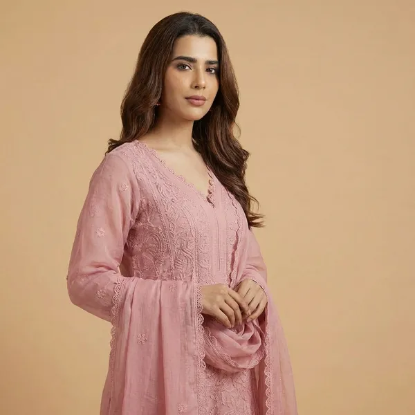 Pink_Embroidered_Ethnic_Kurta_Set_With_Dupatta_For_Women