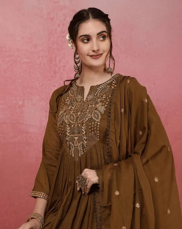 NEWLY_LAUNCHED_DESIGN_IN_MEHNDI_COLOUR_VISCOSE_CHANDERI_FABRIC_WITH_EMBROIDERED_KURTA_SET_FOR_WOMEN