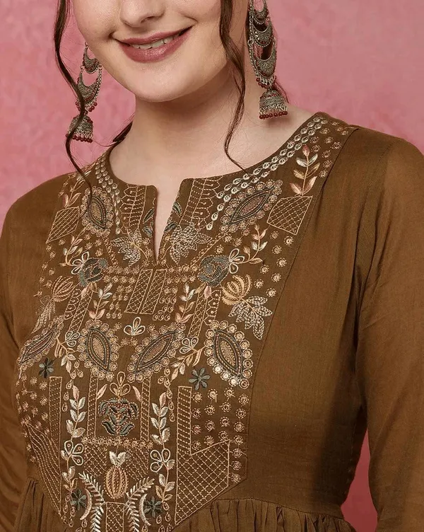 NEWLY_LAUNCHED_DESIGN_IN_MEHNDI_COLOUR_VISCOSE_CHANDERI_FABRIC_WITH_EMBROIDERED_KURTA_SET_FOR_WOMEN