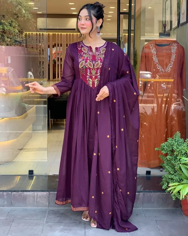 NEWLY__LAUNCHED_DESIGN_IN_WINE_COLOUR_VISCOSE_CHANDERI_EMBROIDERED_KURTA_SET_WITH_CHANDERI_DUPATTA_FOR_WOMEN