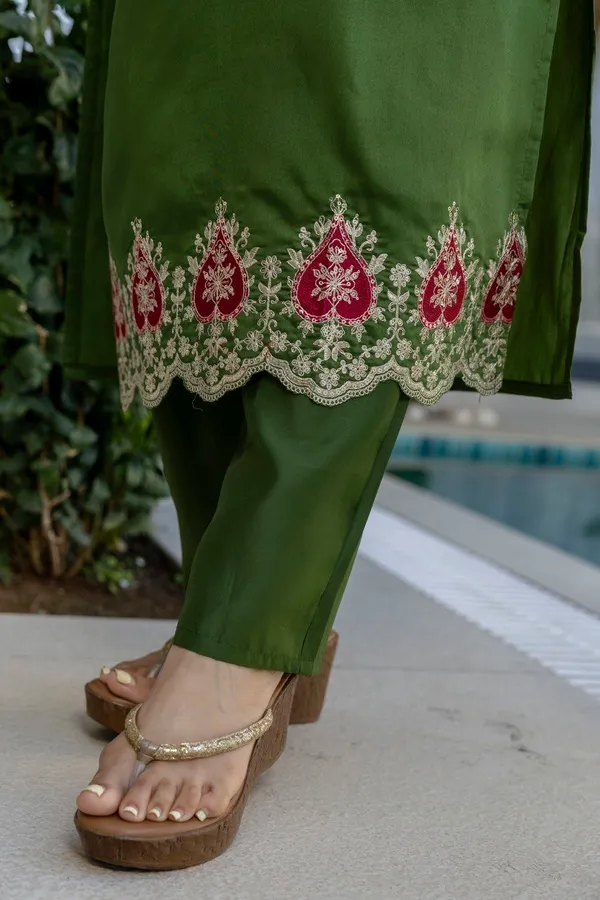 PRESENTING_A_NEW_DESIGN_IN_MEHNDI_COLOUR_CHANDERI_FABRIC_EMBROIDERED_WORK_WITH_DUPATTA_FOR_WOMEN