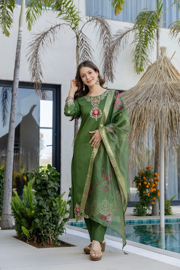 PRESENTING_A_NEW_DESIGN_IN_MEHNDI_COLOUR_CHANDERI_FABRIC_EMBROIDERED_WORK_WITH_DUPATTA_FOR_WOMEN
