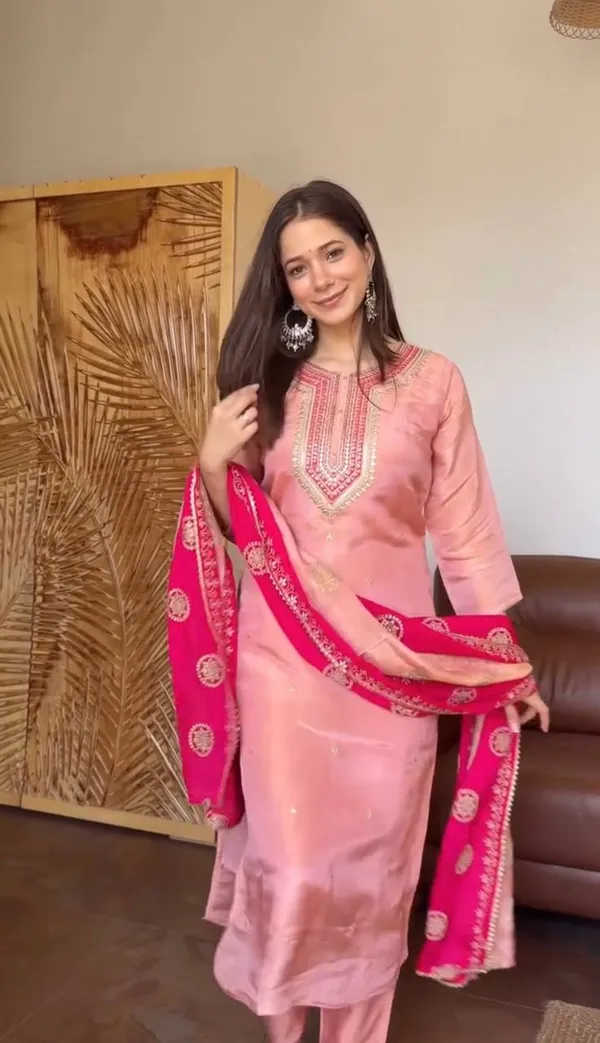 PRESENTING_NEW_DESIGNER_COLLECTION_IN_BLUSH_PINK_COLOUR_EMBROIDERED_SEQUENCE_WORK_FOR_WOMEN