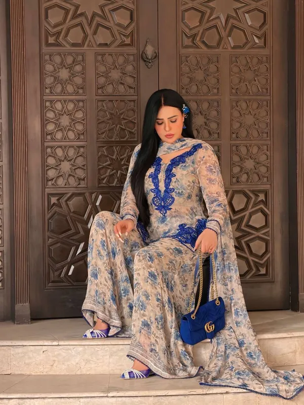 PRESENTING_NEW_DESIGNER_COLLECTION_IN_FAUX_HEAVY_GEORGETTE_EMBROIDERED_WORK_WITH_DIGITAL_PRINT_FOR_WOMEN