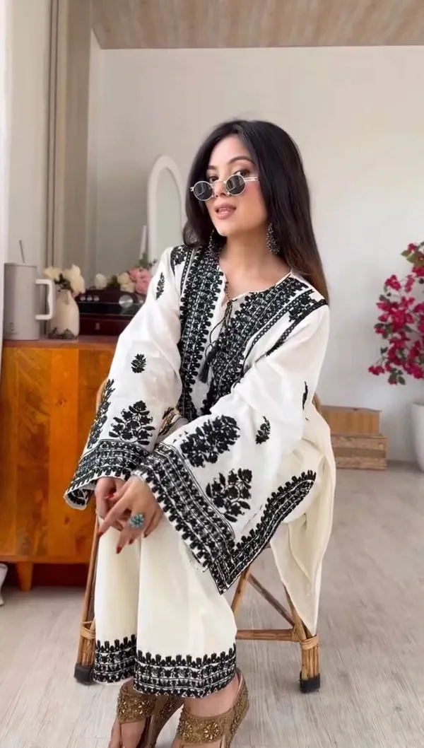 PRESENTING_NEW_DESIGNER_COLLECTION_IN_WHITE_RAYON_BUTTI_SILK_WITH_EMBROIDERED_CHAIN_STITCH_WORK_FOR_WOMEN
