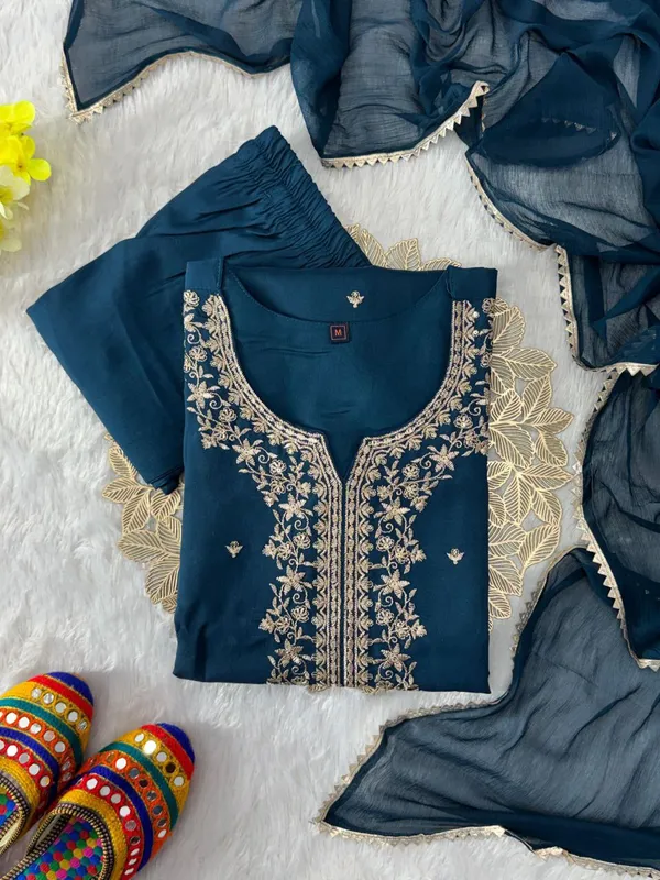 Navy_Blue_Embroidered_Kurta_Set_With_Golden_Zari_Work_For_Women