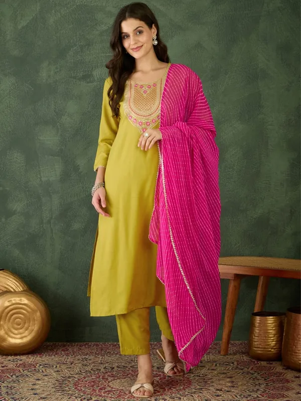 Yellow_Embroidered_Kurta_Set_With_Dupatta_For_Women