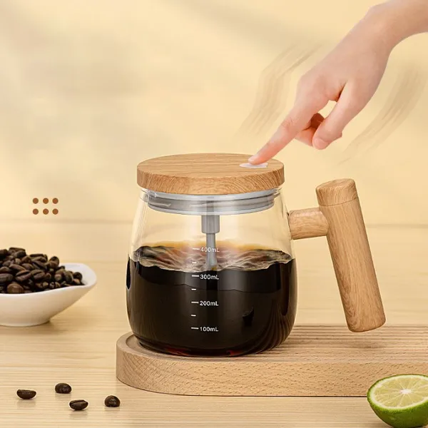 Transparent_And_Beige_Wooden_Handle_Mug_Shaker