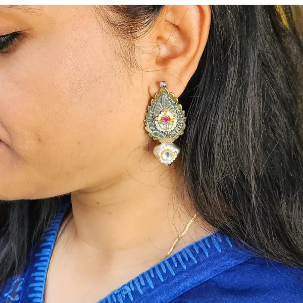 Silver_Alloy_With_Gold_Plating_Premium_Stud_Earrings_For_Women
