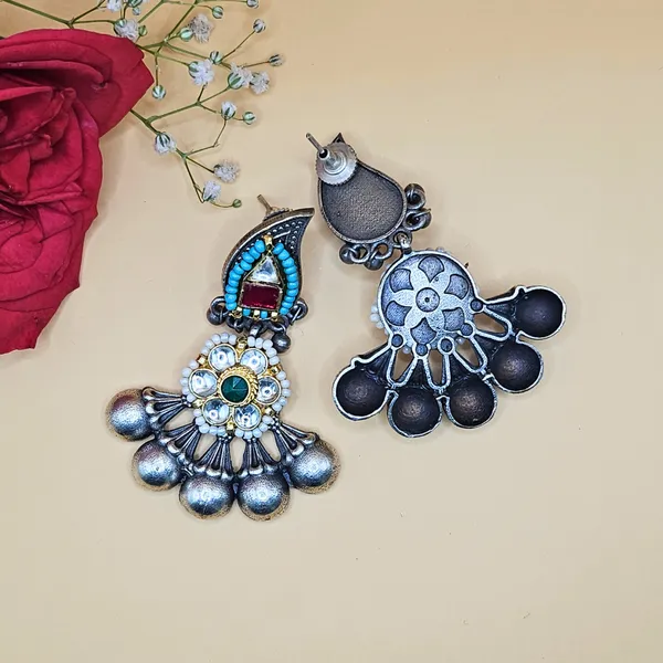 Silver_Alloy_With_Artificial_Pearls_Premium_Danglers_For_Women