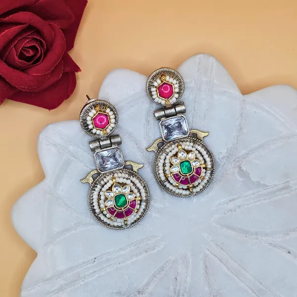 Silver_Alloy_With_Artificial_Pearls__And__Gold_Plating_Premium_Earrings_For_Women