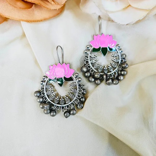 Silver_Alloy_With_Oxidised_Silver_Plating_Premium_Hook_Jhumka_For_Women