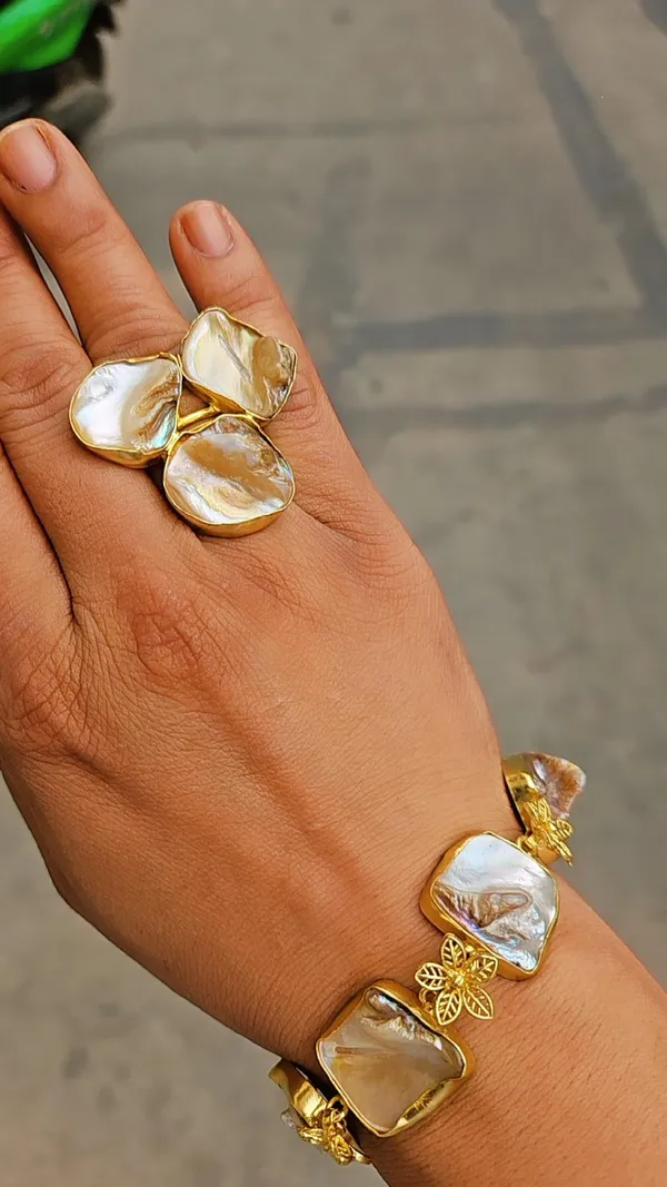 Golds_Brass_Premium_Bracelet__And__Ring_Combo_For_Women