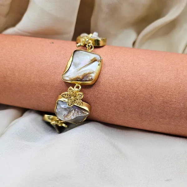 Golds_Brass_Premium_Bracelet__And__Ring_Combo_For_Women
