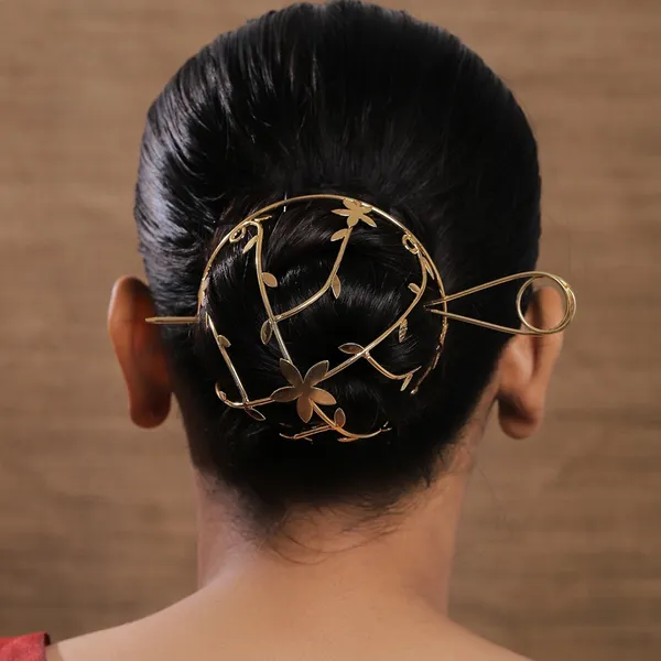 Gold_Alloy_With_Artificial_Pearls_Premium_Hair_Bun_Cage_For_Women