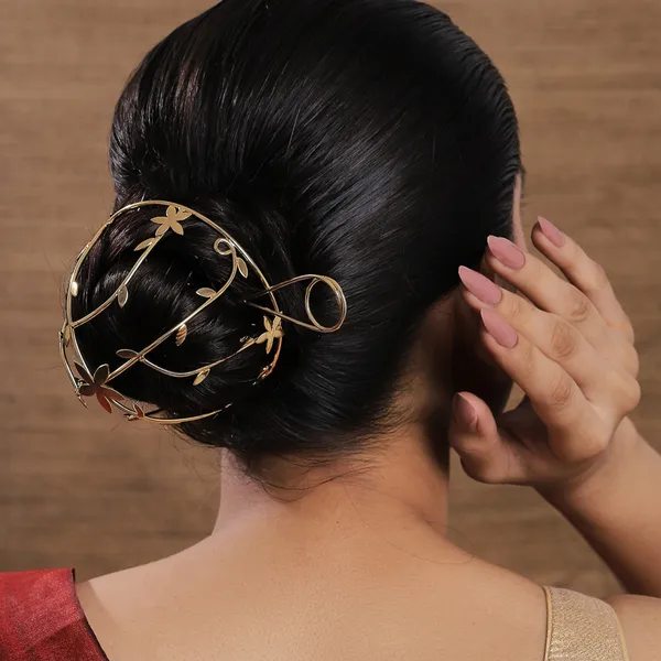 Gold_Alloy_With_Artificial_Pearls_Premium_Hair_Bun_Cage_For_Women