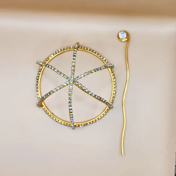 Gold_Alloy_With_Gold_Plating_Premium_Hair_Bun_Cage_For_Women