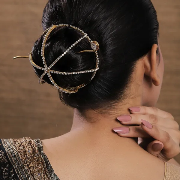 Gold_Alloy_With_Gold_Plating_Premium_Hair_Bun_Cage_For_Women