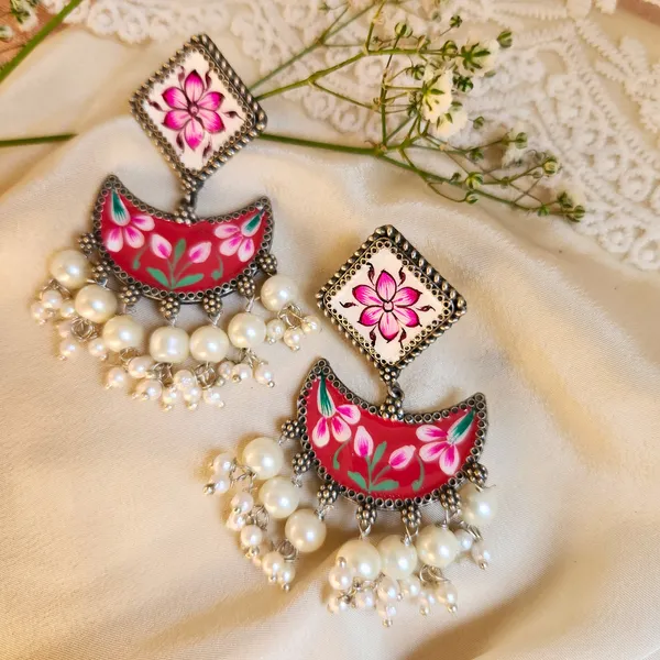 Red_And_White_Silver_Plated_Alloy_Premium_Ch_And_Bali_Earrings_For_Women