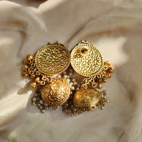 Gold_Alloy_With_Oxidised_Silver_Plating_Premium_Earrings_For_Women