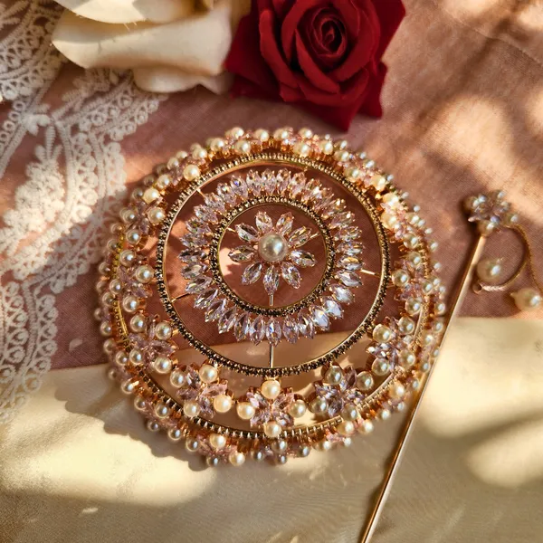 Antique_Gold_Brass_Premium_Hair_Bun_Accessory_For_Women