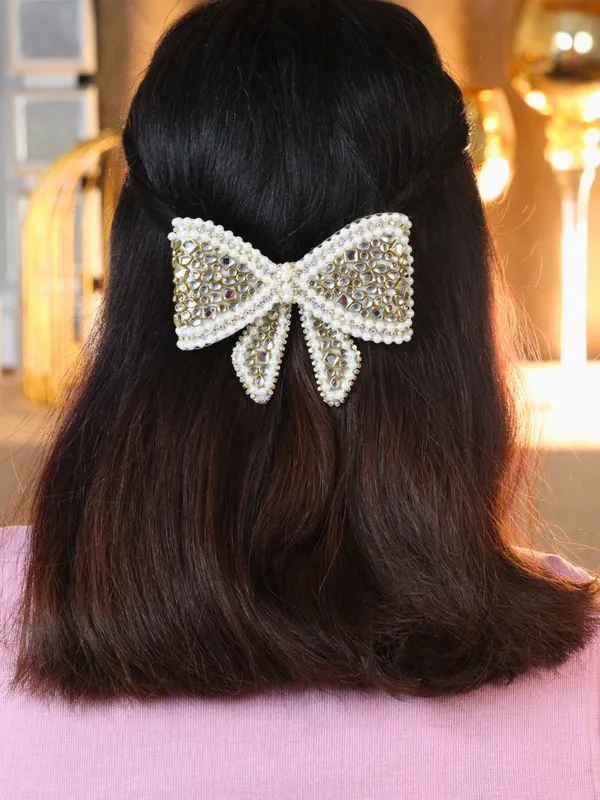 White_Alloy_Premium_Hair_Clip_For_Women