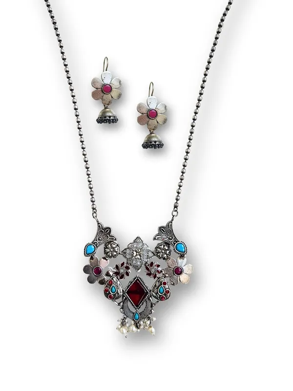 Silver_Alloy_With_Gold_Plating_Premium_Necklace_For_Women