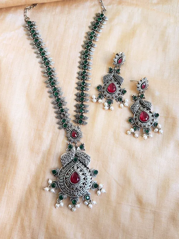 Silver_Alloy_With_Gold_Plating_Premium_Necklace_For_Women