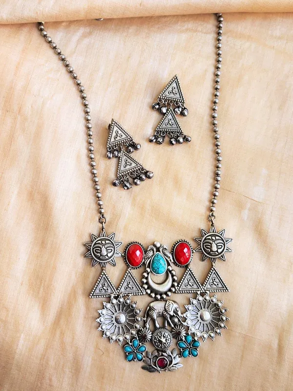 Silver_Alloy_With_Gold_Plating_Premium_Necklace_For_Women