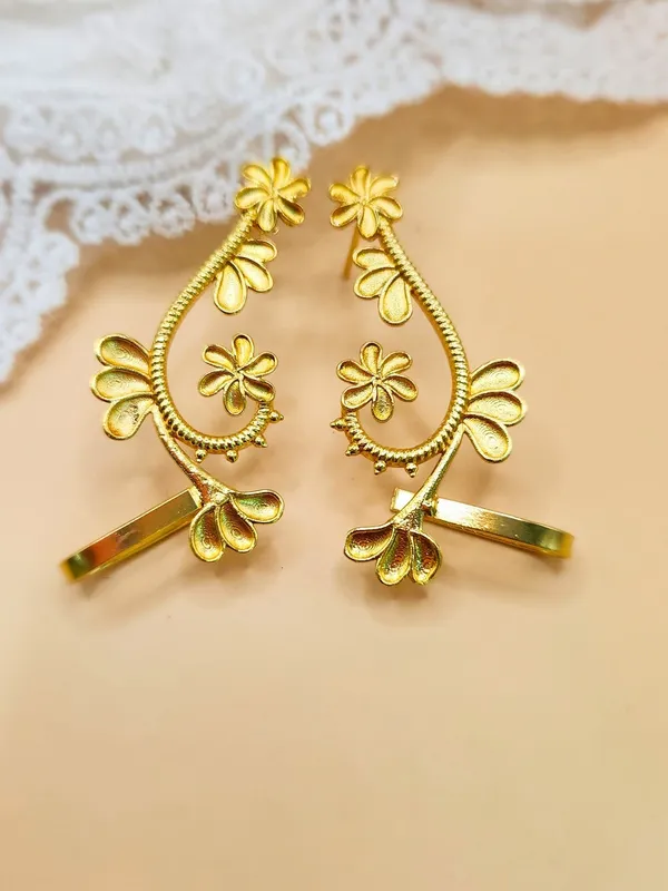 Gold_Brass_Premium_Earcuff_Earrings_For_Women