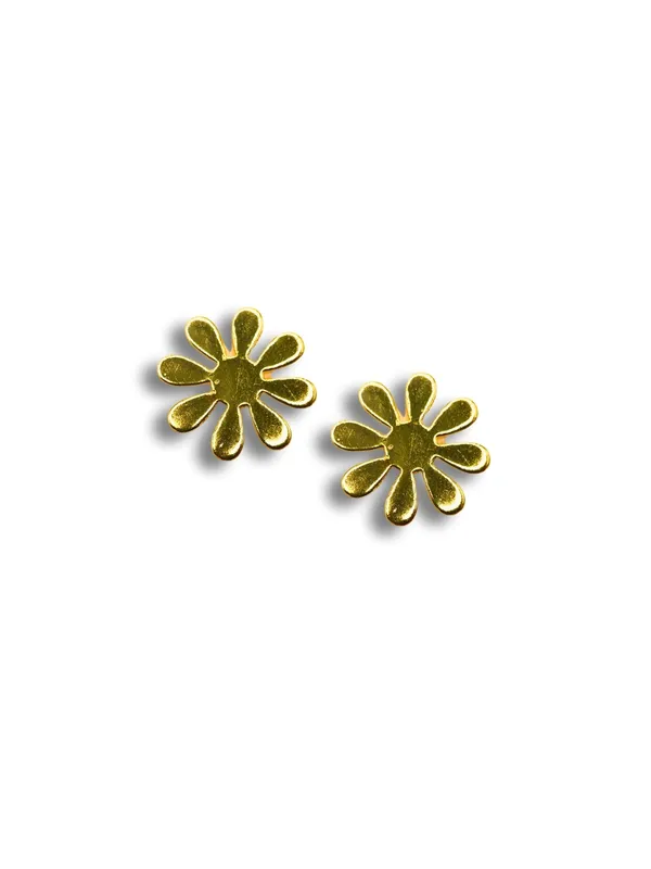 Gold_Alloy_With_Gold_Plating_Premium_Earrings_For_Women