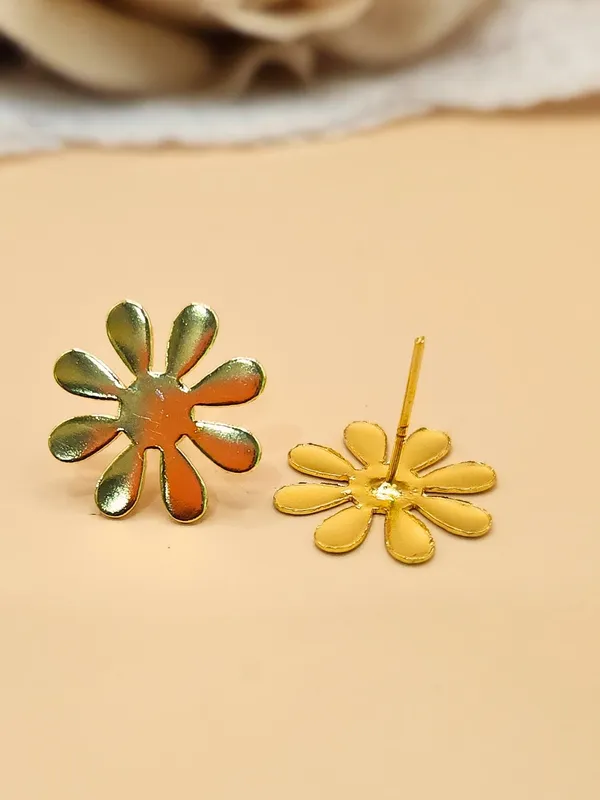 Gold_Alloy_With_Gold_Plating_Premium_Earrings_For_Women