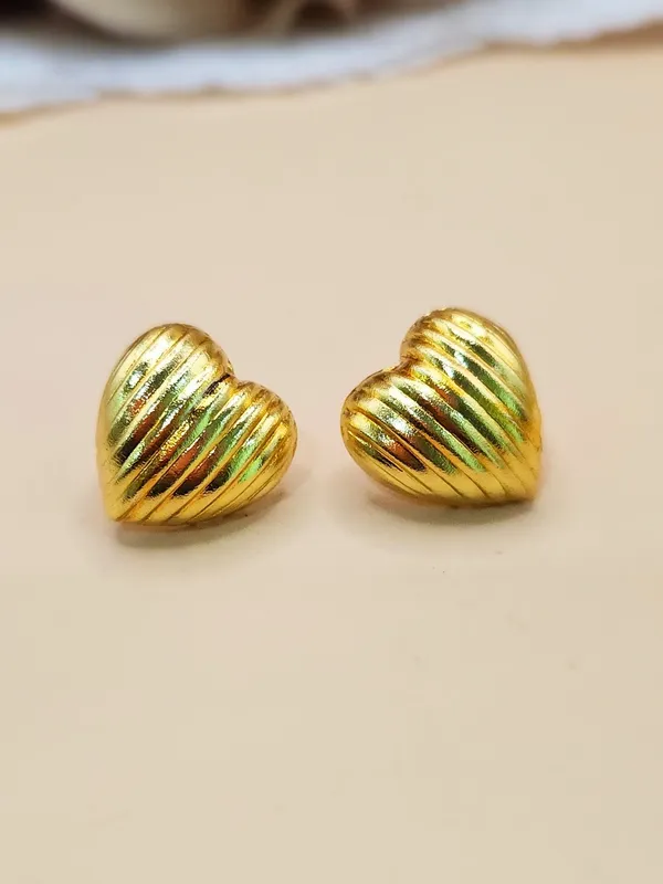Gold_Alloy_With_Gold_Plating_Premium_Earrings_For_Women
