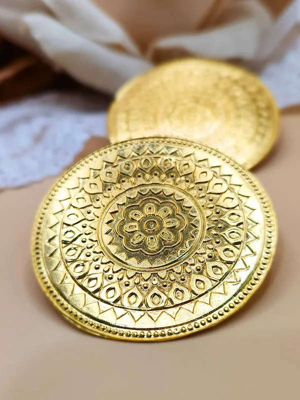 Gold_Alloy_With_Gold_Plating_Premium_Earrings_For_Women