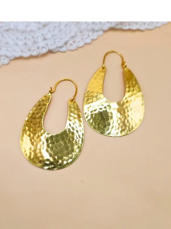 Gold_Alloy_With_Gold_Plating_Premium_Earrings_For_Women