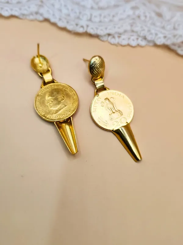 Gold_Alloy_With_Gold_Plating_Premium_Earrings_For_Women