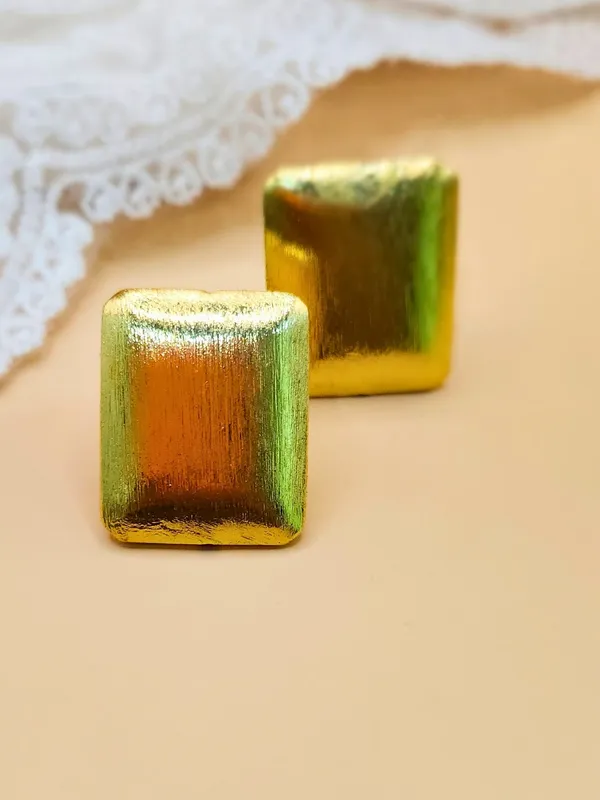 Gold_Alloy_With_Gold_Plating_Premium_Stud_Earrings_For_Women