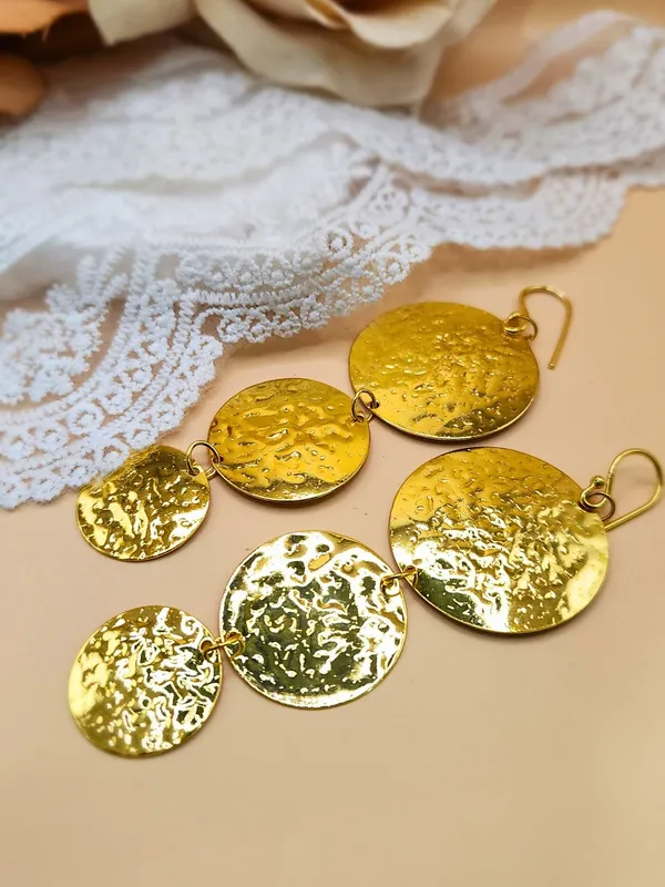 Gold_Alloy_With_Gold_Plating_Premium_Earrings_For_Women