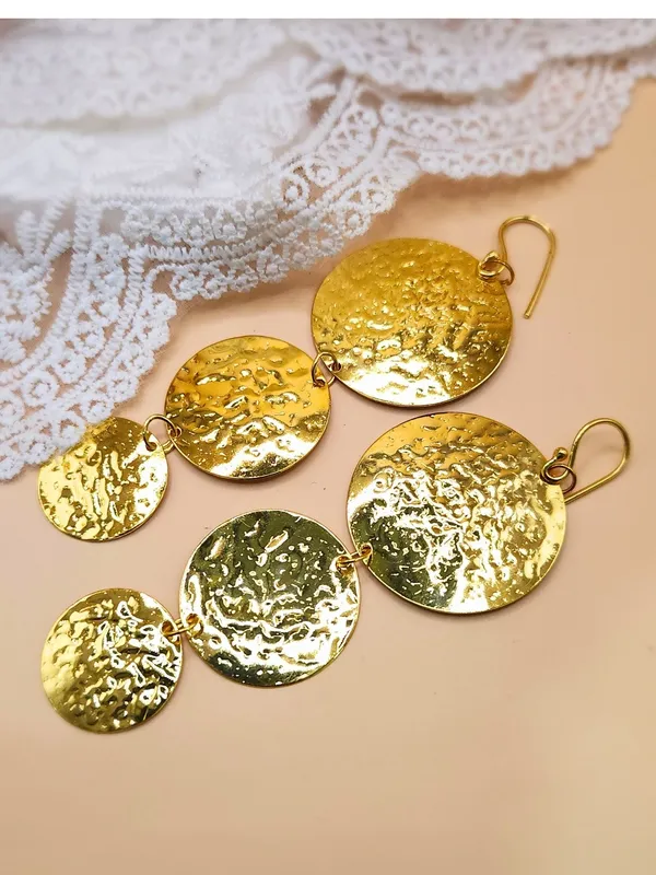 Gold_Alloy_With_Gold_Plating_Premium_Earrings_For_Women